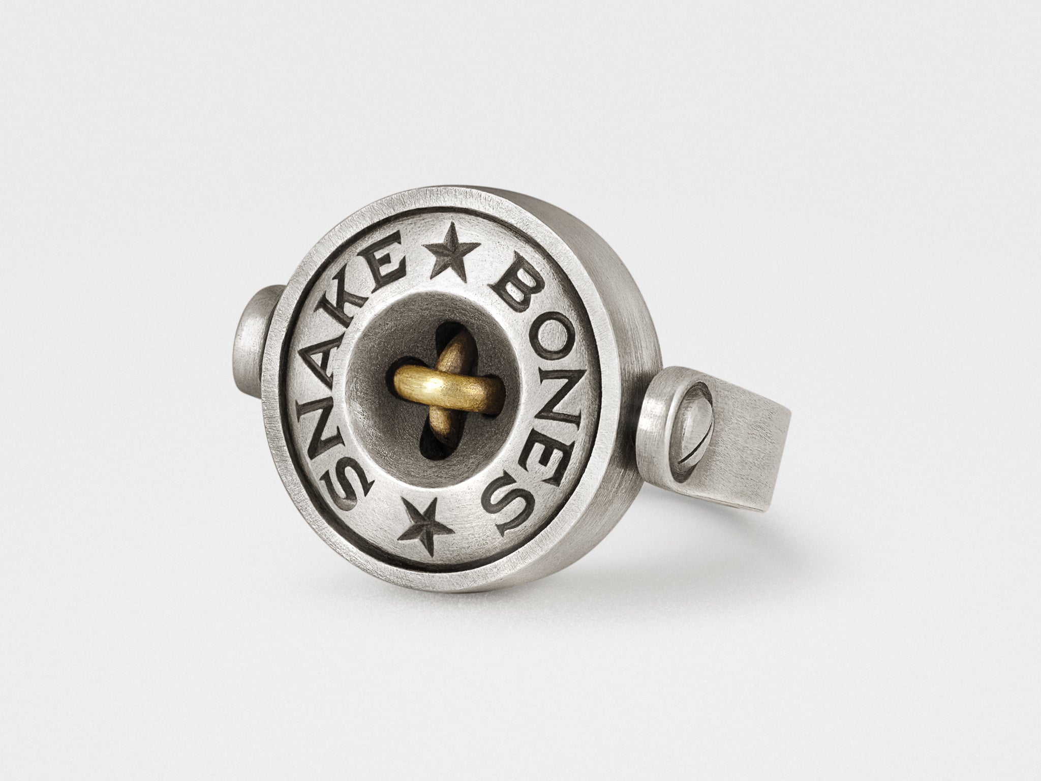 Anello a bottone con perlina grigia in argento e bronzo